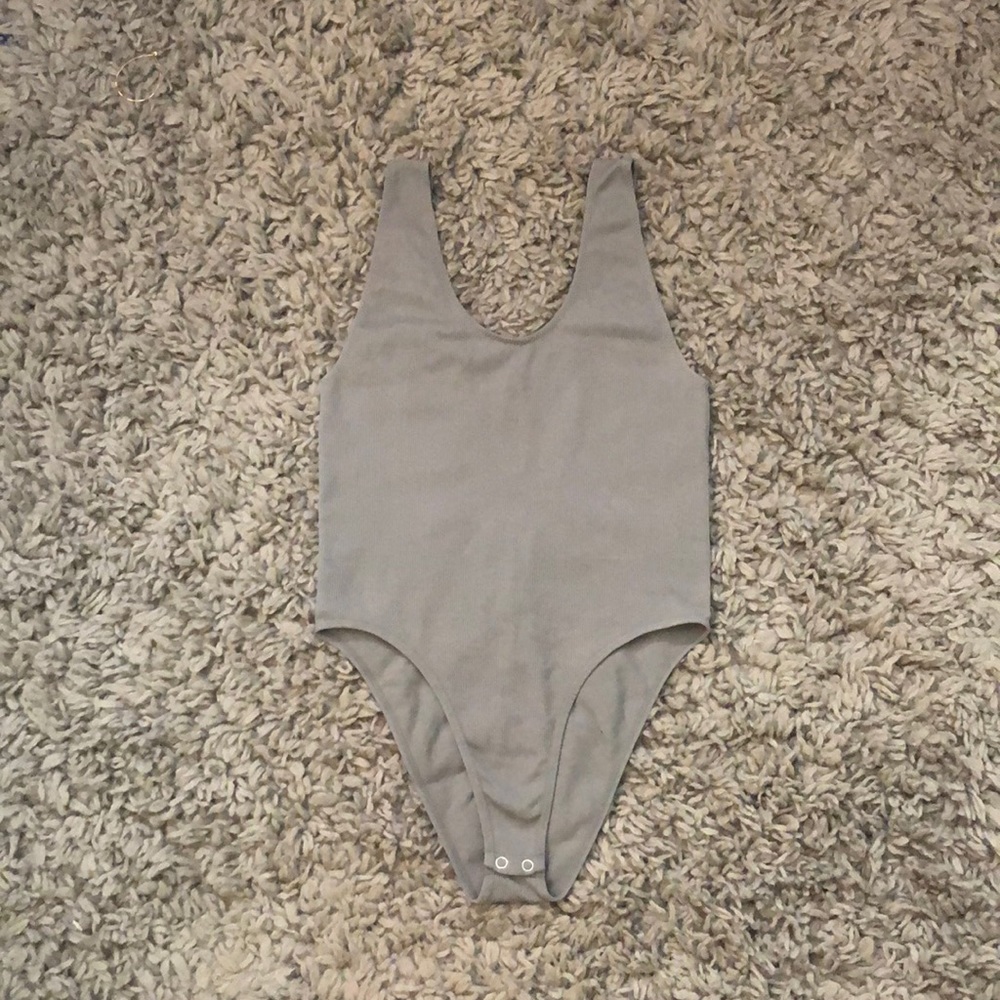 Gray ribbed bodysuit